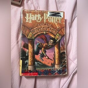 Scholastic Harry Potter and the Sorcerer's Stone — Red, Orange, Purple, Blue